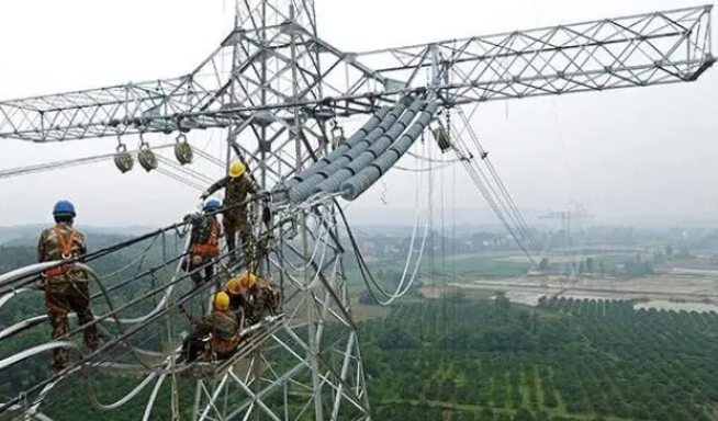 黔东南苗族侗族自治州光缆与电缆：欧孚光电厂家告诉你“光”与“电”的不同秘密